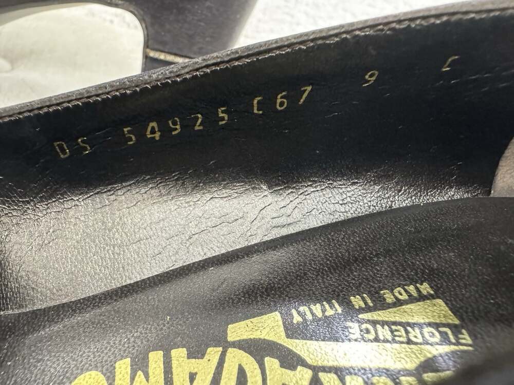 Salvatore Ferragamo 1990s Vintage Black Satin Pumps with Rhinestone Heel Trim S7 - Picture 14 of 15